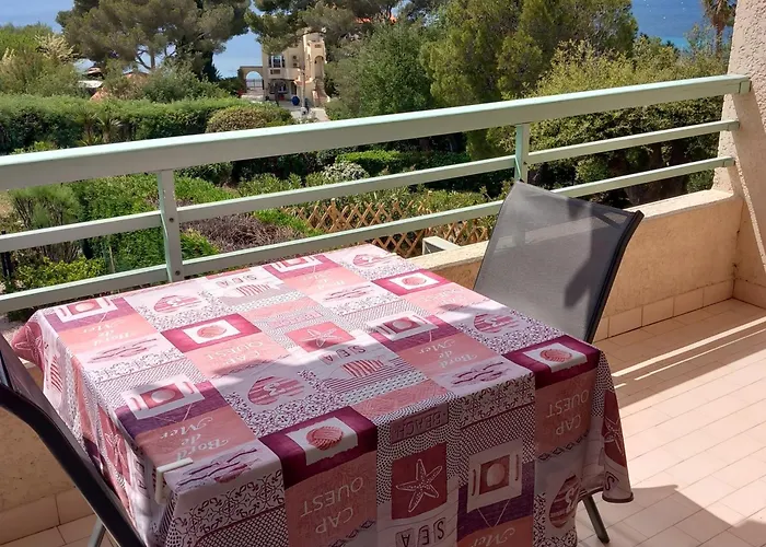 Vue Piscines Parking Les Coraux Agay Appartamento Saint-Raphaël