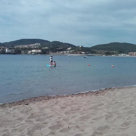 Vue Piscines Parking Les Coraux Agay * Saint-Raphael (Var)