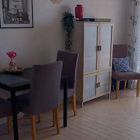 Vue Piscines Parking Les Coraux Agay Appartement