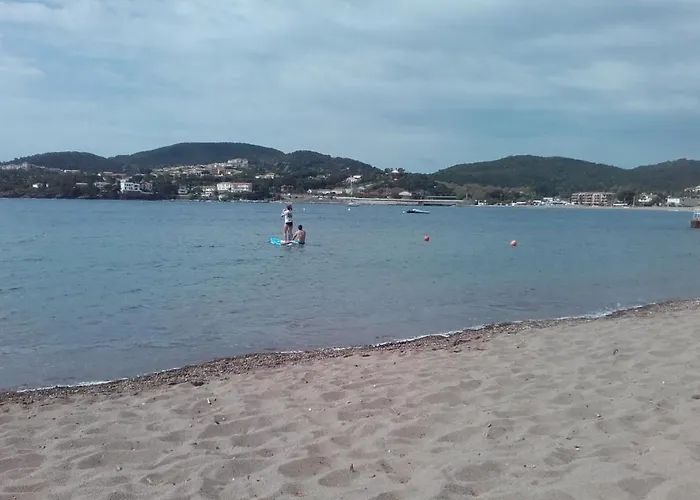 Vue Piscines Parking Les Coraux Agay * Saint-Raphaël